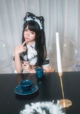 欧美肥婆at_BD英语免费观看视频